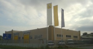 IL FABBRICATO officina concessionaria Renault di Montiglio Monferrato (AT).
