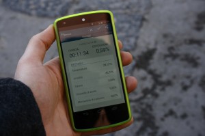 I dati vengono trasmessi dal sensore portatile allo smartphone.