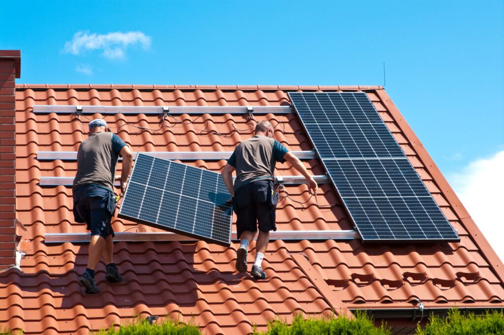 pannelli fotovoltaici sul tetto condominiale